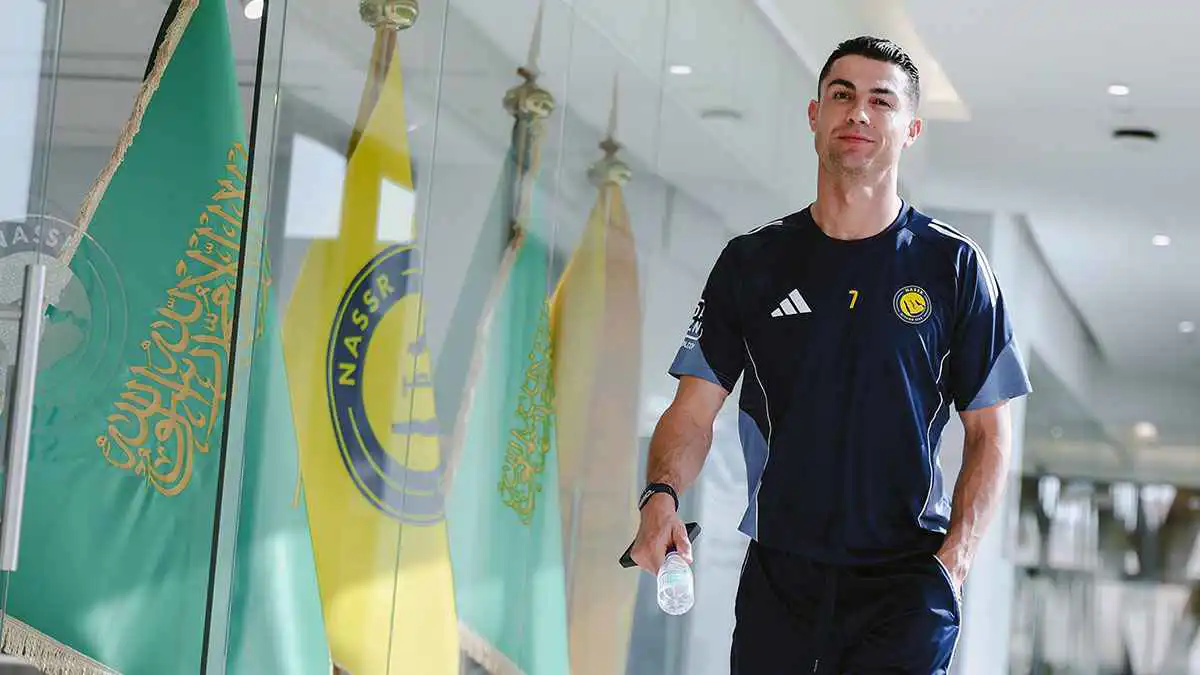 حصري بالوثائق .. النصر يستعد لتكبد 4 خسائر كبيرة لا تعوض بعد رحيل رونالدو