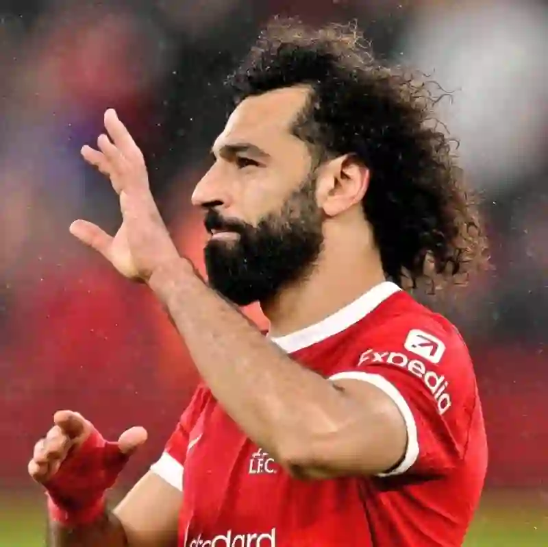 تسريبات أوربية تكشف كواليس عرض الهلال الضخم لانتقال محمد صلاح لدوري روشن وسر تغير موقف كلوب