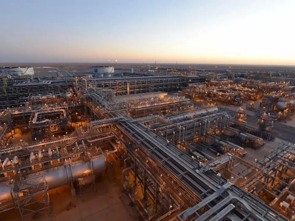 ليس الغاز والنفط فقط.. تعرف على الثروة التي لا تقدر بثمن وتستخرجها السعودية من حقل الجافورة