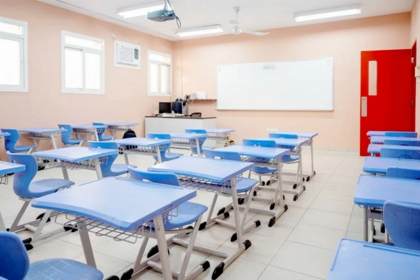 عاجل وبقرار حاسم .. السعودية تستعد لتطبيق قرارات صادمة لقروبات الامهات التي تشجع على غياب الطلاب عن المدارس